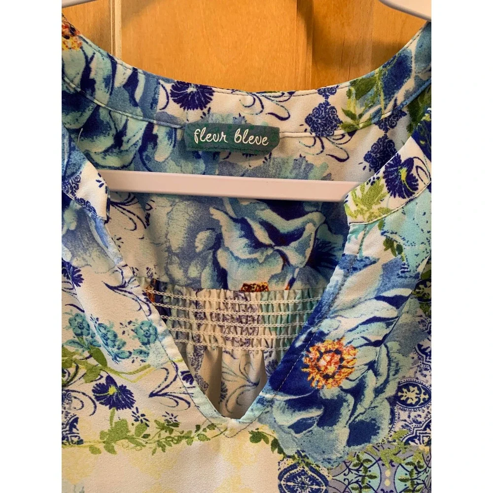 *K236 Fleur Bleve Women's Sleeveless Blouse Sz Lrg Floral Print Vneck Multi EUC - Picture 4 of 10